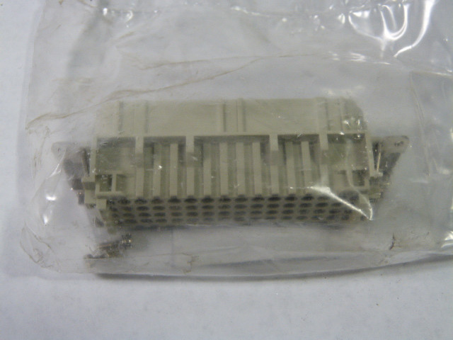 Harting HAN-D64F-C 09210643101 Rectangular Connector Socket 10A 250V NWB