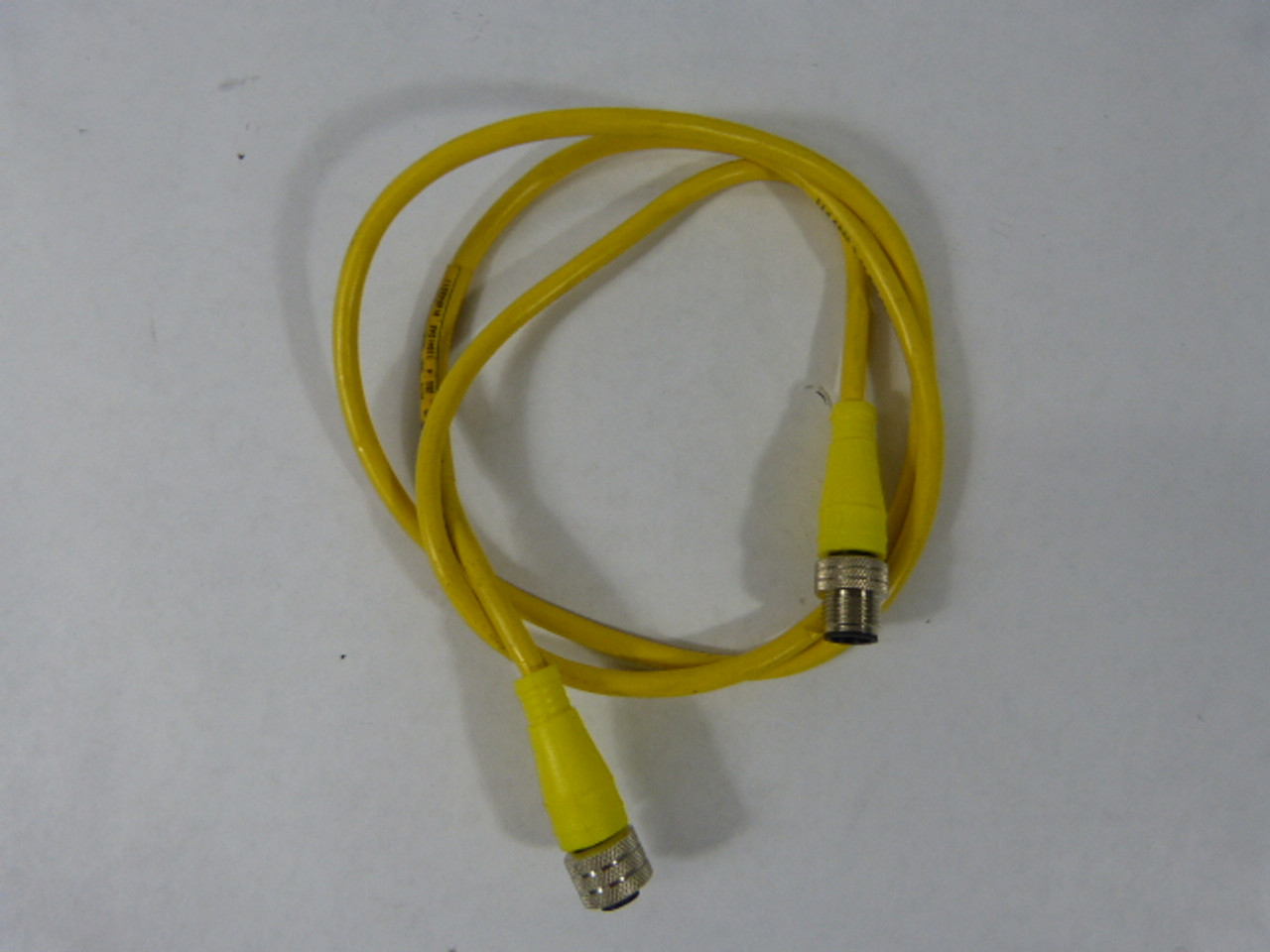 Brad Harrison 884030A09M010 Cordset 4Pin M/F 250V 4A 1m USED