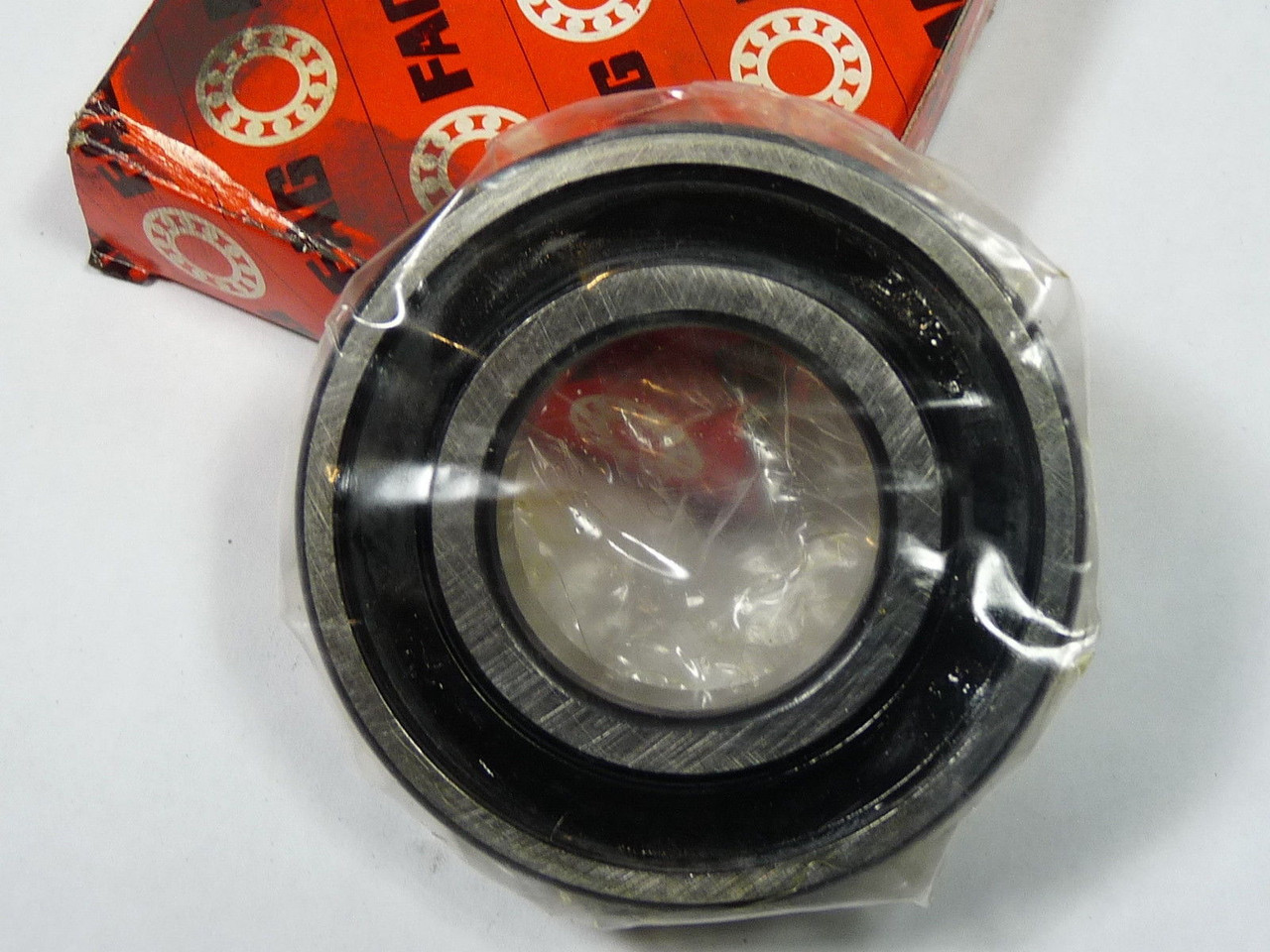 Fag 6206.2RSR.C3 Ball Bearing 1.25" ID x 2.25" OD ! NEW !