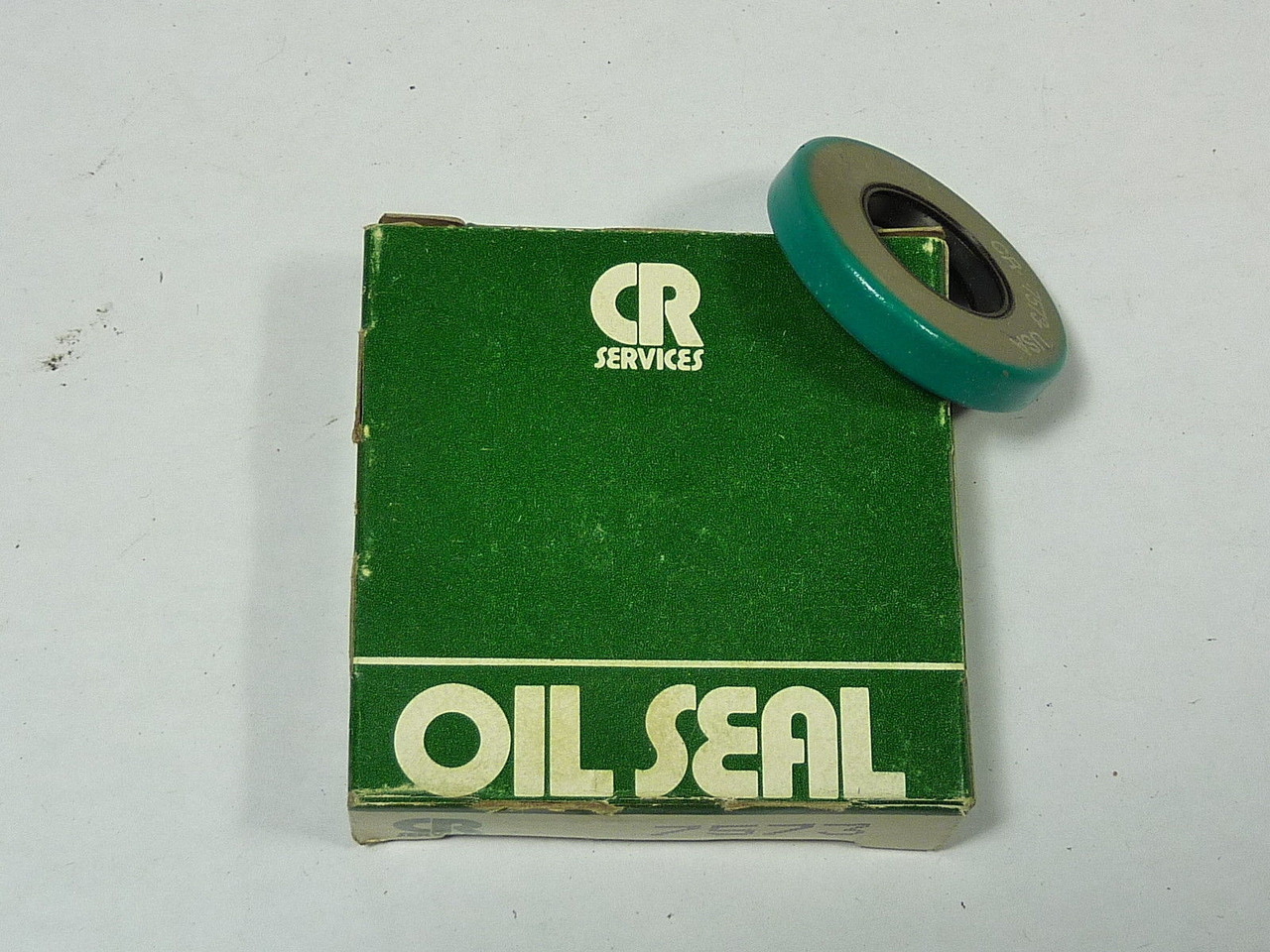Chicago Rawhide 7573 Oil Seal ! NEW !