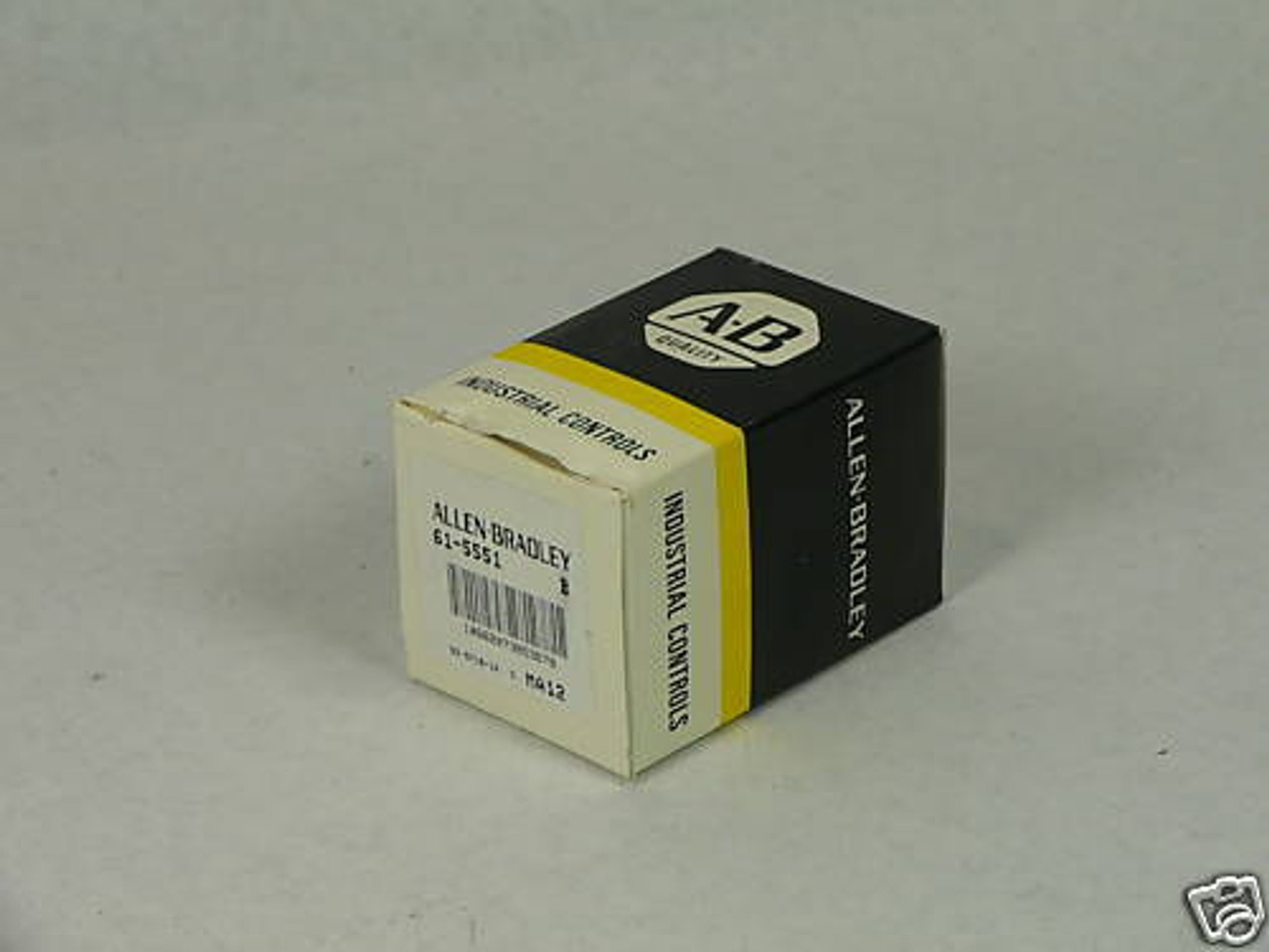 Allen-Bradley 61-5551 FIXED FOCUS LENS ASSEMBLY ! NEW !