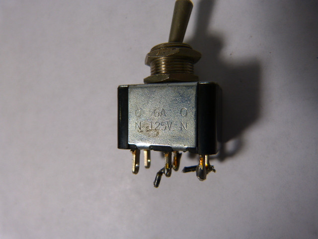 Generic 6PDPDT Toggle Switch 6amp USED