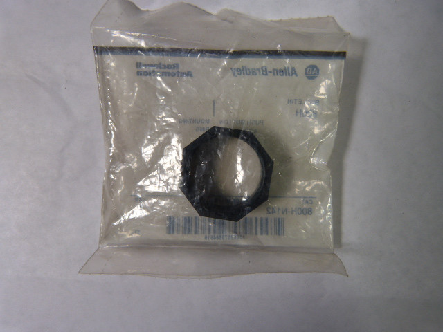 Allen-Bradley 800H-N142 Mounting Ring ! NWB !