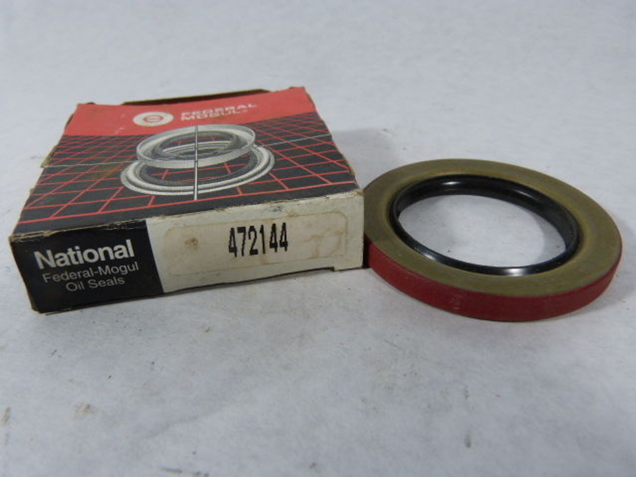 Federal Mogul 472144 Oil Seal ! NEW !