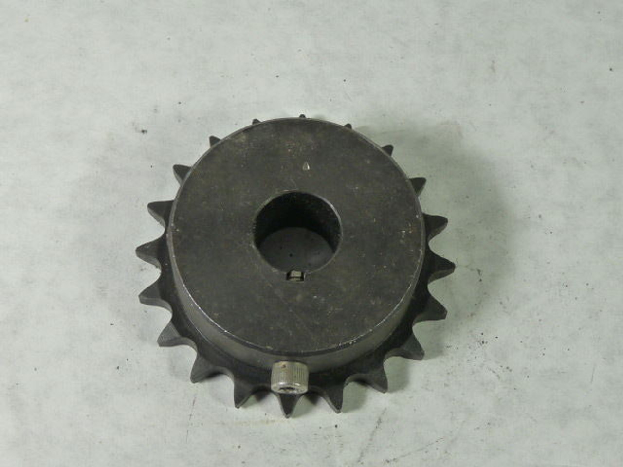 Generic 40B20FP-7/8 Finished Bore Sprocket 7/8" Bore 20T 40 Chain 1/2"P USED