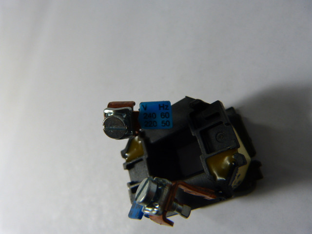 Siemens 3TY7403-0AP6 Coil for Contactor 240/220V 50/60Hz USED