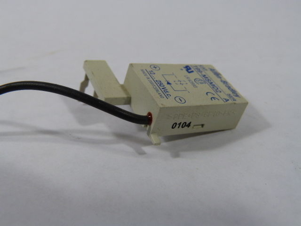 Allen-Bradley 199-MSMD2 Diode Surge Supressor USED