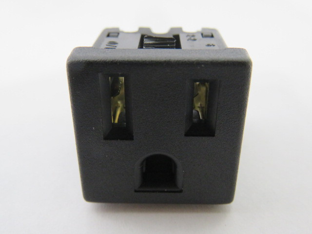 Schurter 4300.0703 Female Receptacle 15A 125VAC 5-15R USED