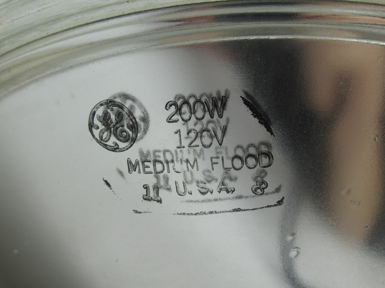 General Electric PAR46 Flood Lamp Medium 200W 120V USED