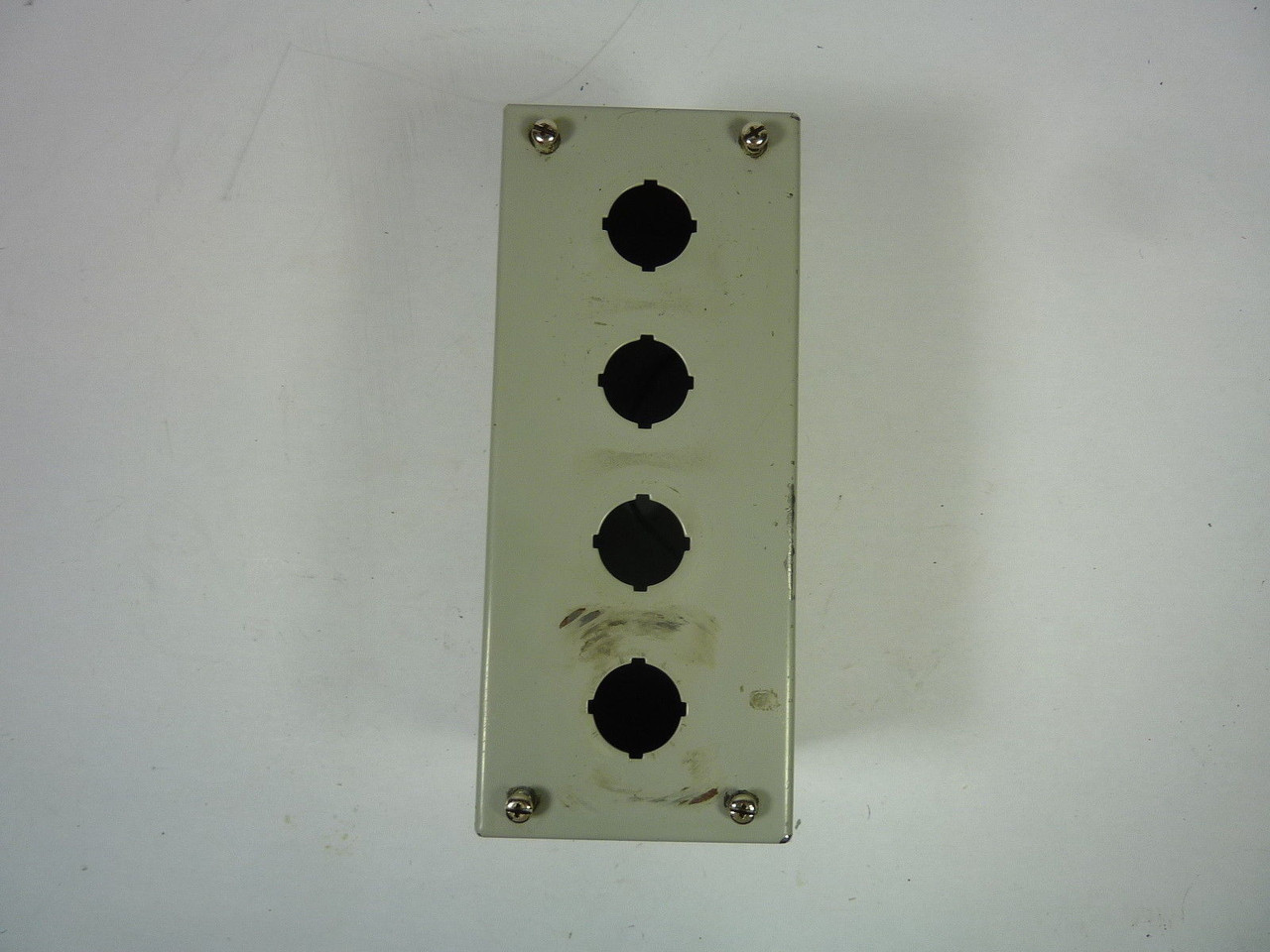 Hammond 1437D Enclosure 10x4x4.7" USED
