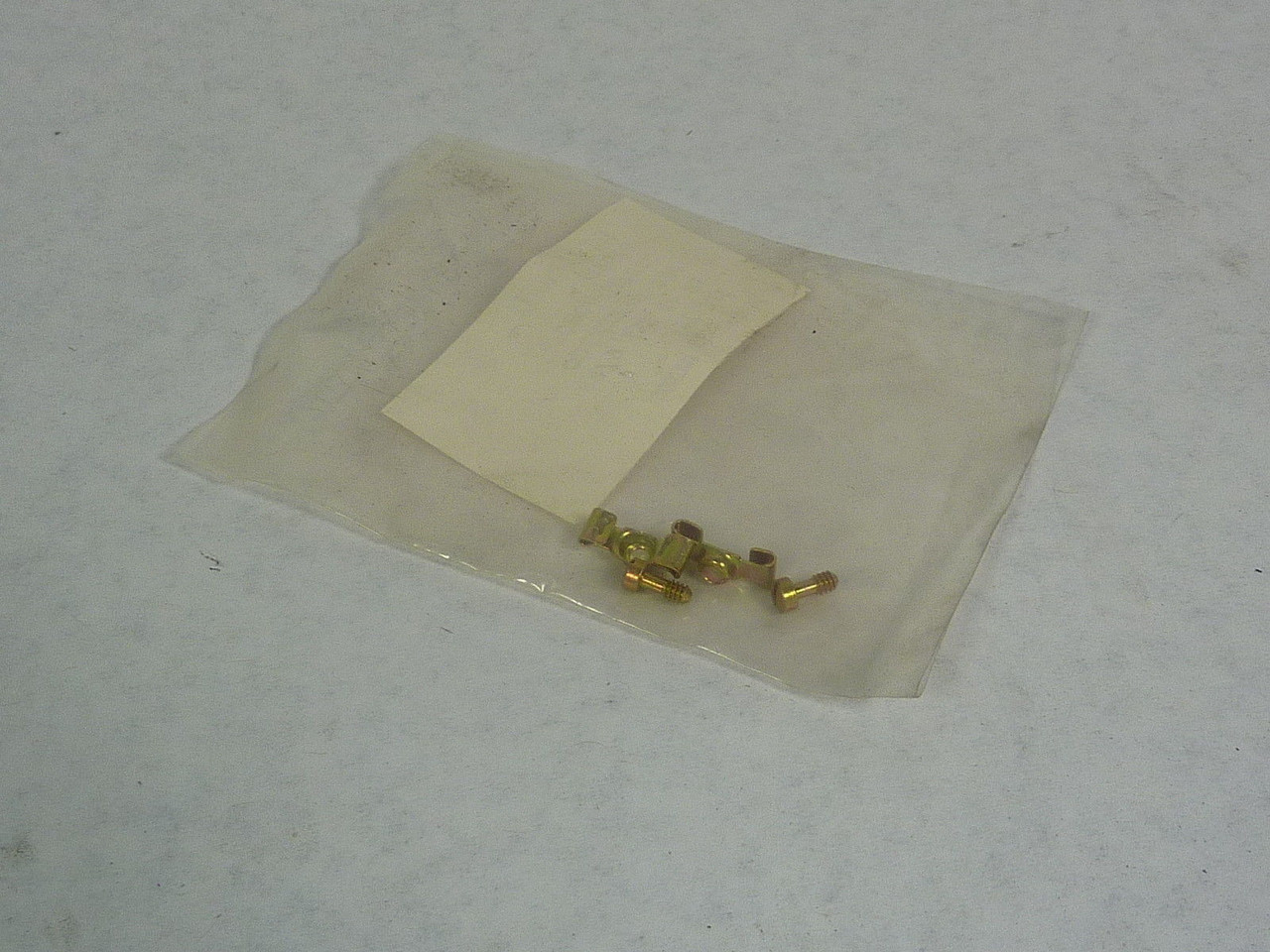 ITT Cannon 020419-0000 Screw Lock & Pin, Male ! NEW !