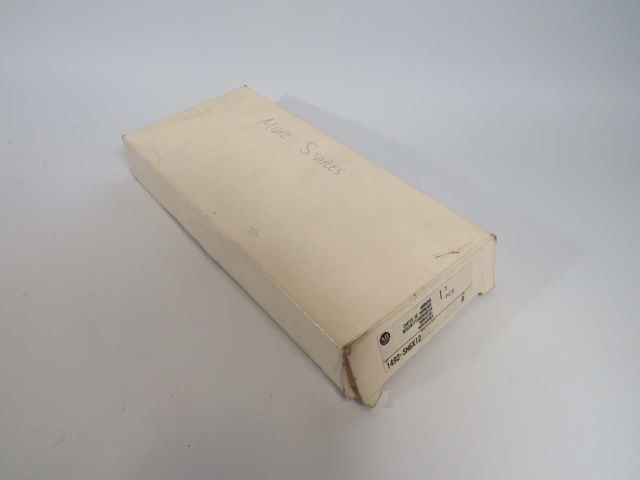 Allen-Bradley 1492-SM6X12 Snap-In Marker Card SER B 6x12mm White Lot of 3! NEW !