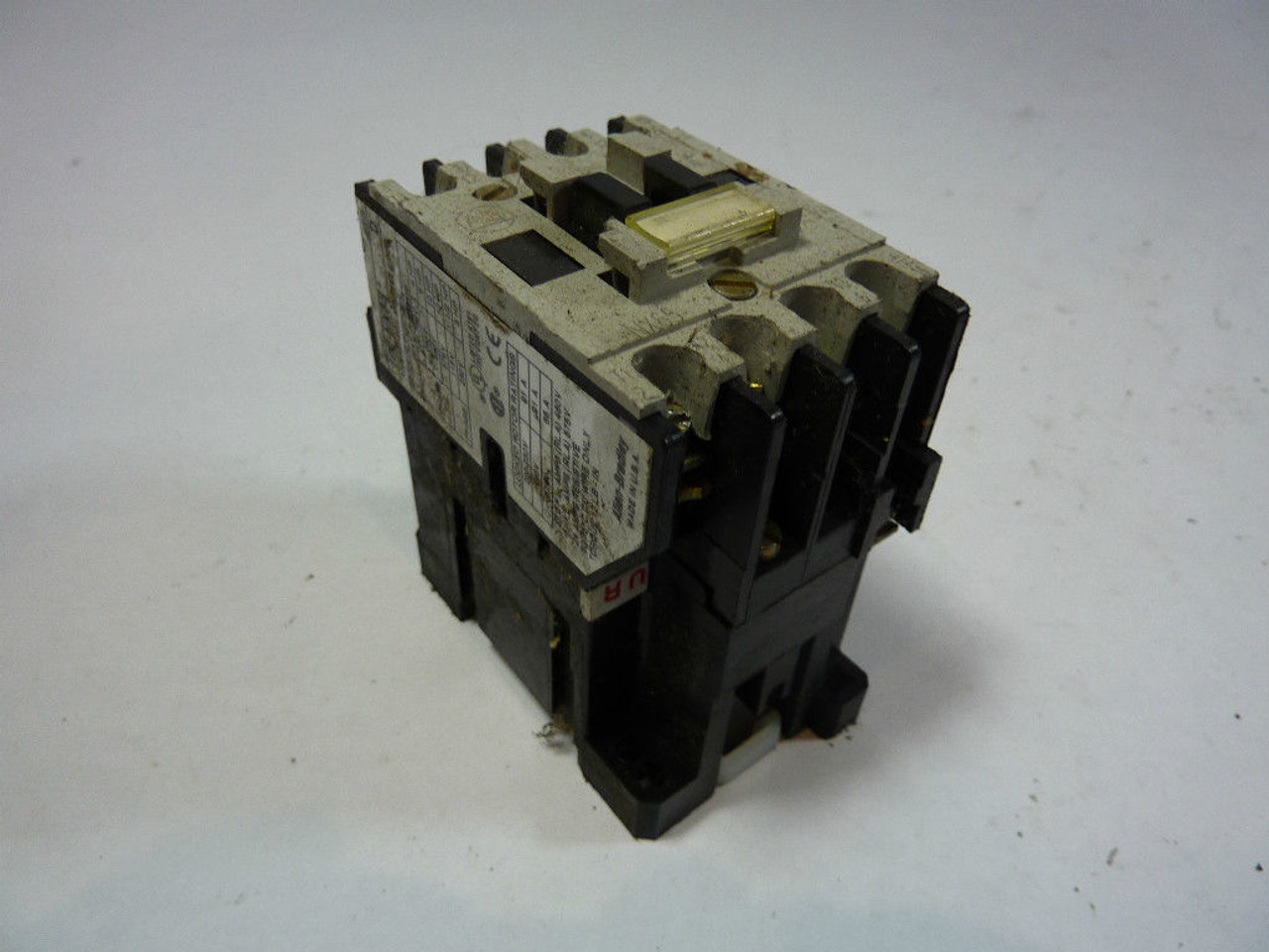 Allen-Bradley 100-NX65D Contactor 16 Amp 120V USED