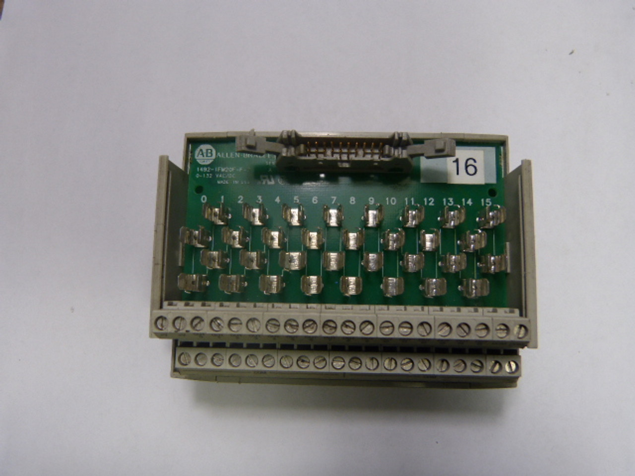 Allen-Bradley 1492-IFM20F-F-2 Fusible Digital IFM Module 20Pt USED