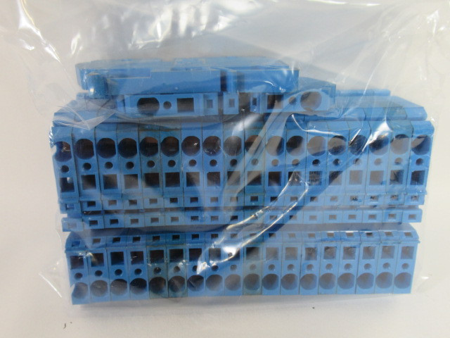 Allen-Bradley 1492-RB4 Terminal Block Lot of 20 BLUE 600V USED