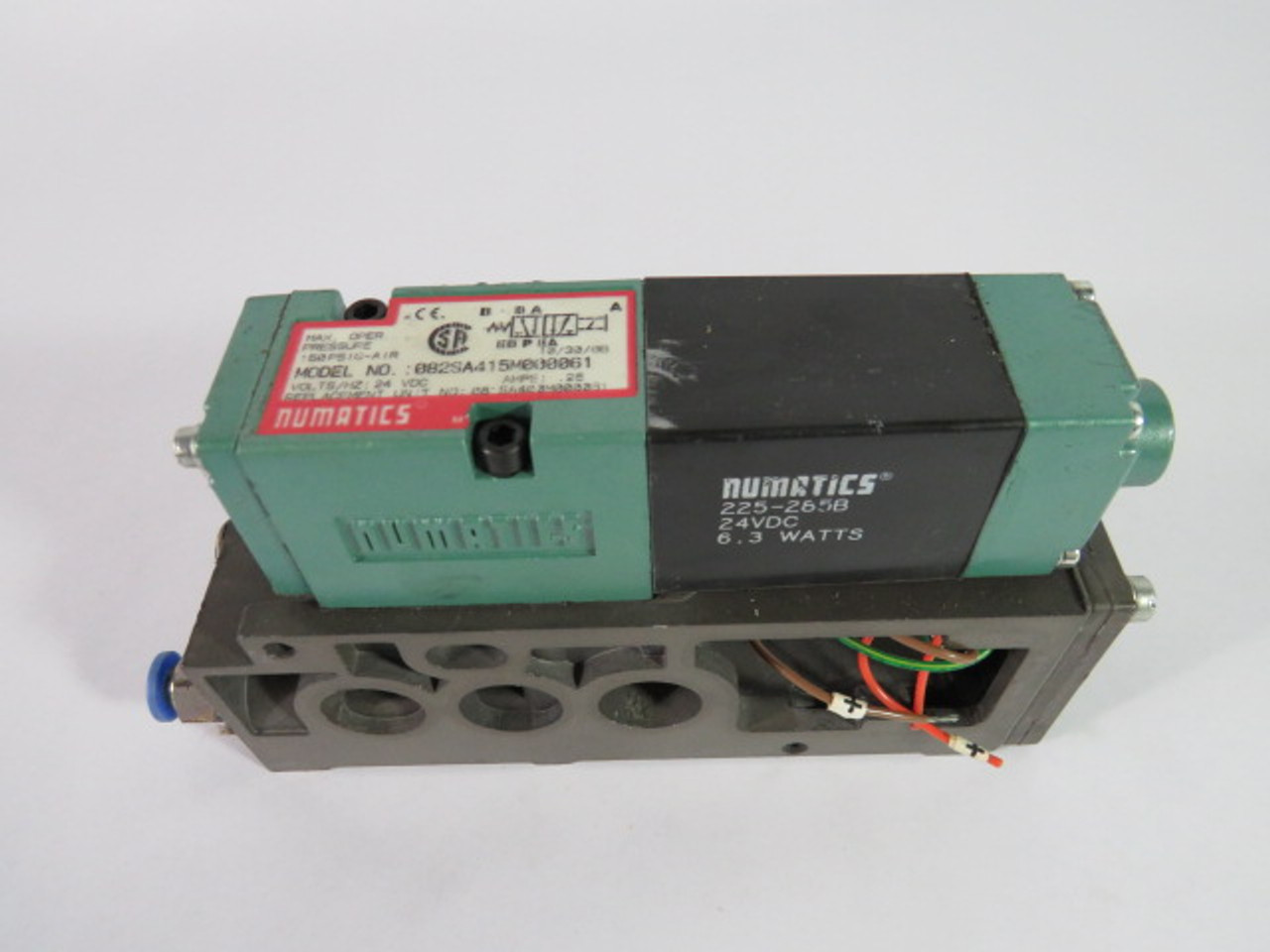 Numatics 082SA415M000061 Solenoid Valve 24VDC .25A 150PSIG USED