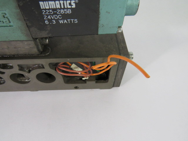 Numatics 082SA425M Solenoid Valve 24VDC .25A 150PSIG USED