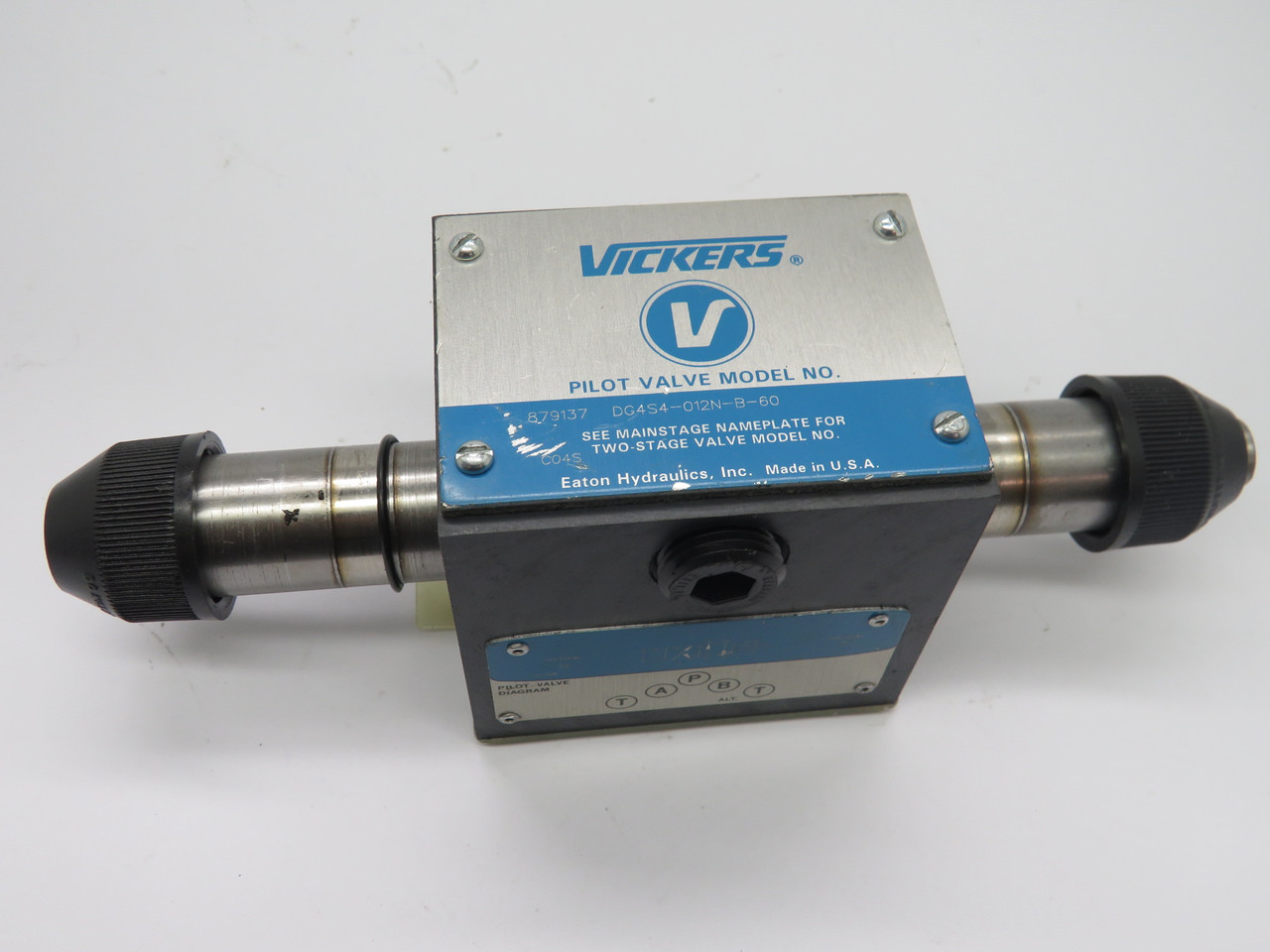 Vickers DG4S4-012N-B-60 879137 Directional Valve *NO COILS* USED