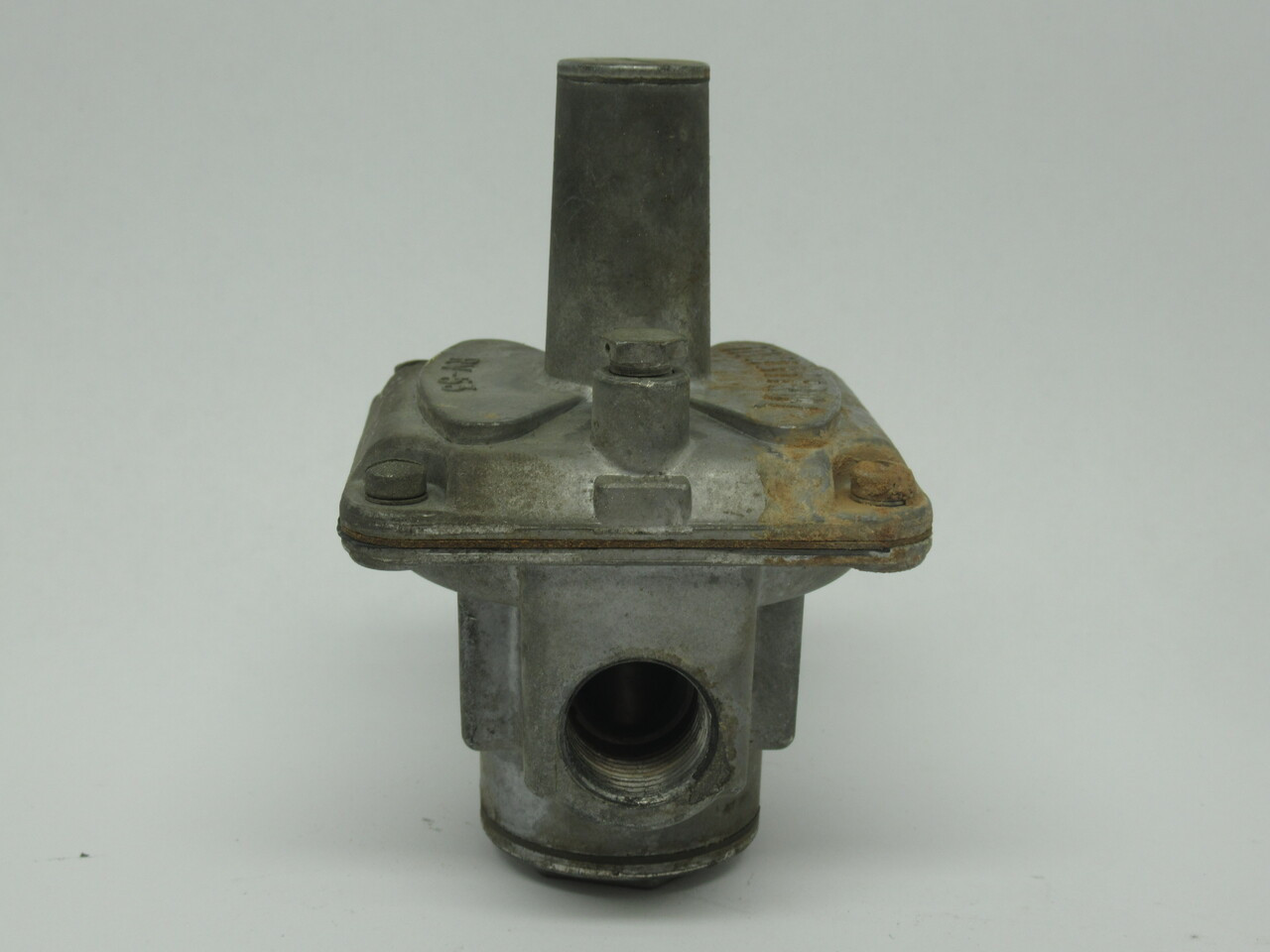 Maxitrol RV-53 Gas Regulator 1" NPT 1/2PSI 3.4kPa *RUST* USED