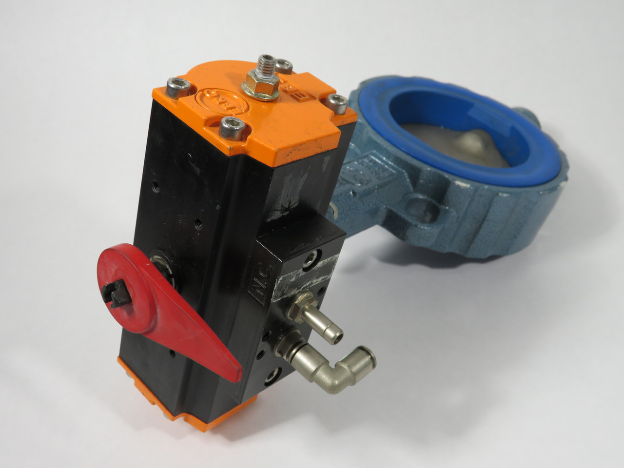 EBRO EB5-DW Pneumatic Actuator Assembly C/W Z011-A Butterfly Valve DN100 4" USED