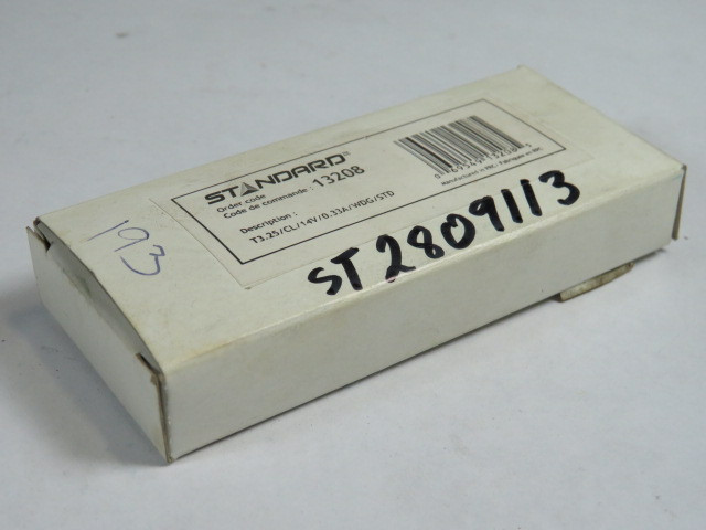 Standard 13208 Miniature Bulb Wedge Base 14V 0.33A 4.62W 10-Pack ! NEW !