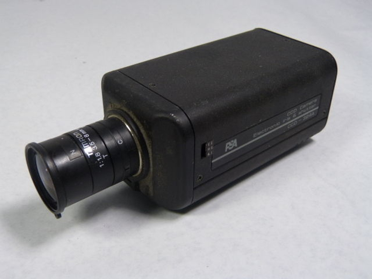 PSA CCD-324A Monochrome CCD Camera Electronic Iris & Shutter 3.5-8mm Lens USED