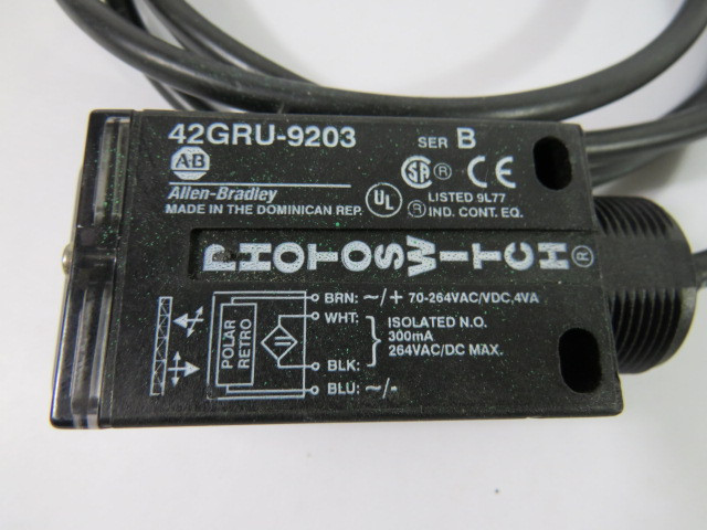 Allen-Bradley 42GRU-9203 Photoswitch 70-264VAC/DC 300mA 2m L USED