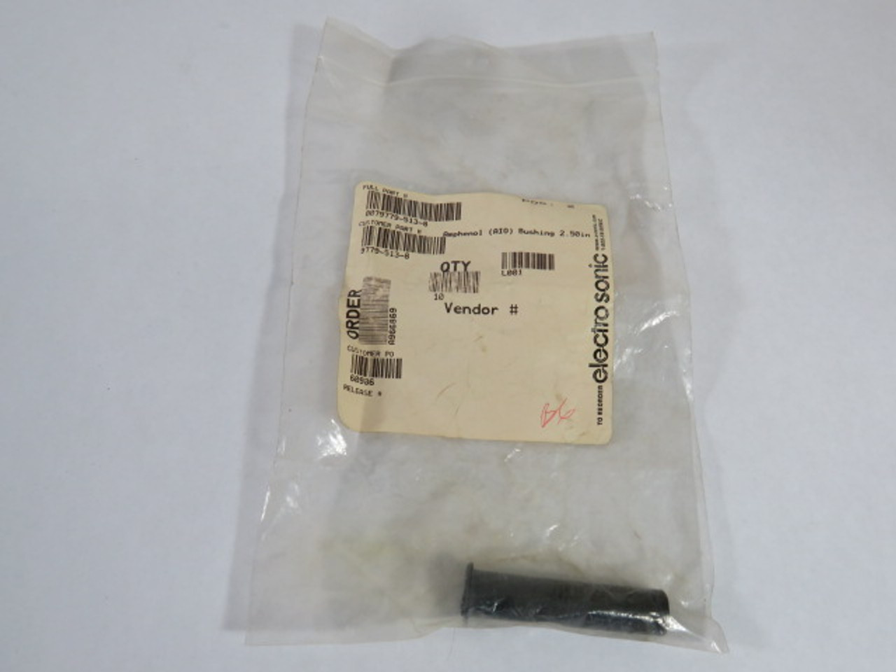 Amphenol 9779-513-8 Rubber Bushing For Cable Connector NOP