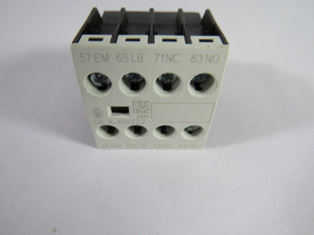 Moeller DIL-A-XHIV22 Contactor 600VAC 250VDC 10A USED