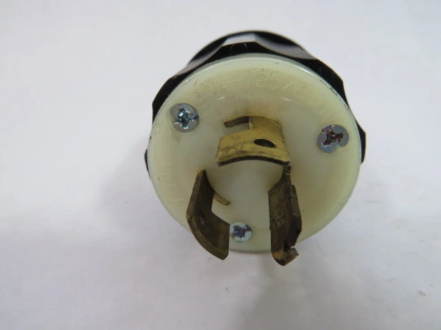 Leviton 2361 Industrial Locking Plug 20A 125/250V 3W 3P USED