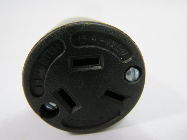 Hubbell 7082 Industrial Connector 10A/15A 125V/250V 3W 3P USED