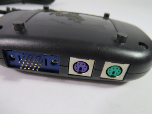 Belkin F1DJ102P-B 2-Port KVM Switch w/ F1D9000-X6 Cable USED