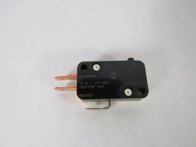 Cherry Corp. E3400A0 Microswitch 125/250VAC 15A 1/2HP USED