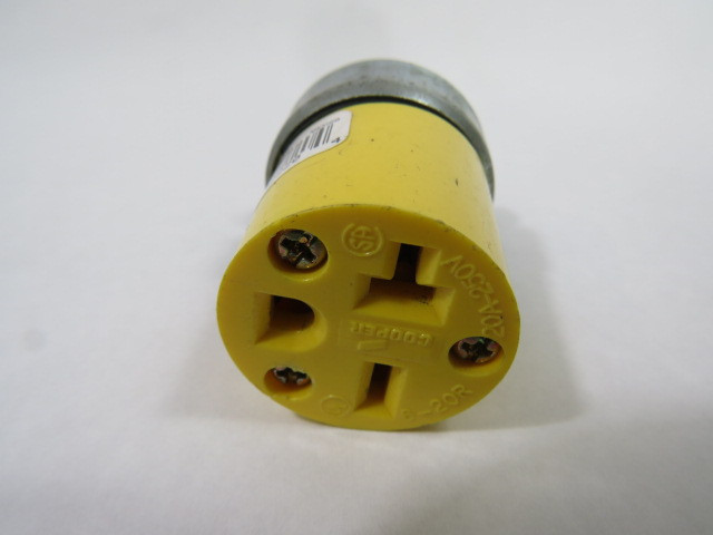 Cooper 2229 6-20R Connector 20A 250V 3W 2P USED