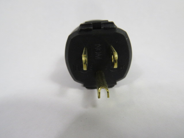 Eaton AH5965BK Heavy Duty Plug 15A 125VAC 3W 2P ! NOP !