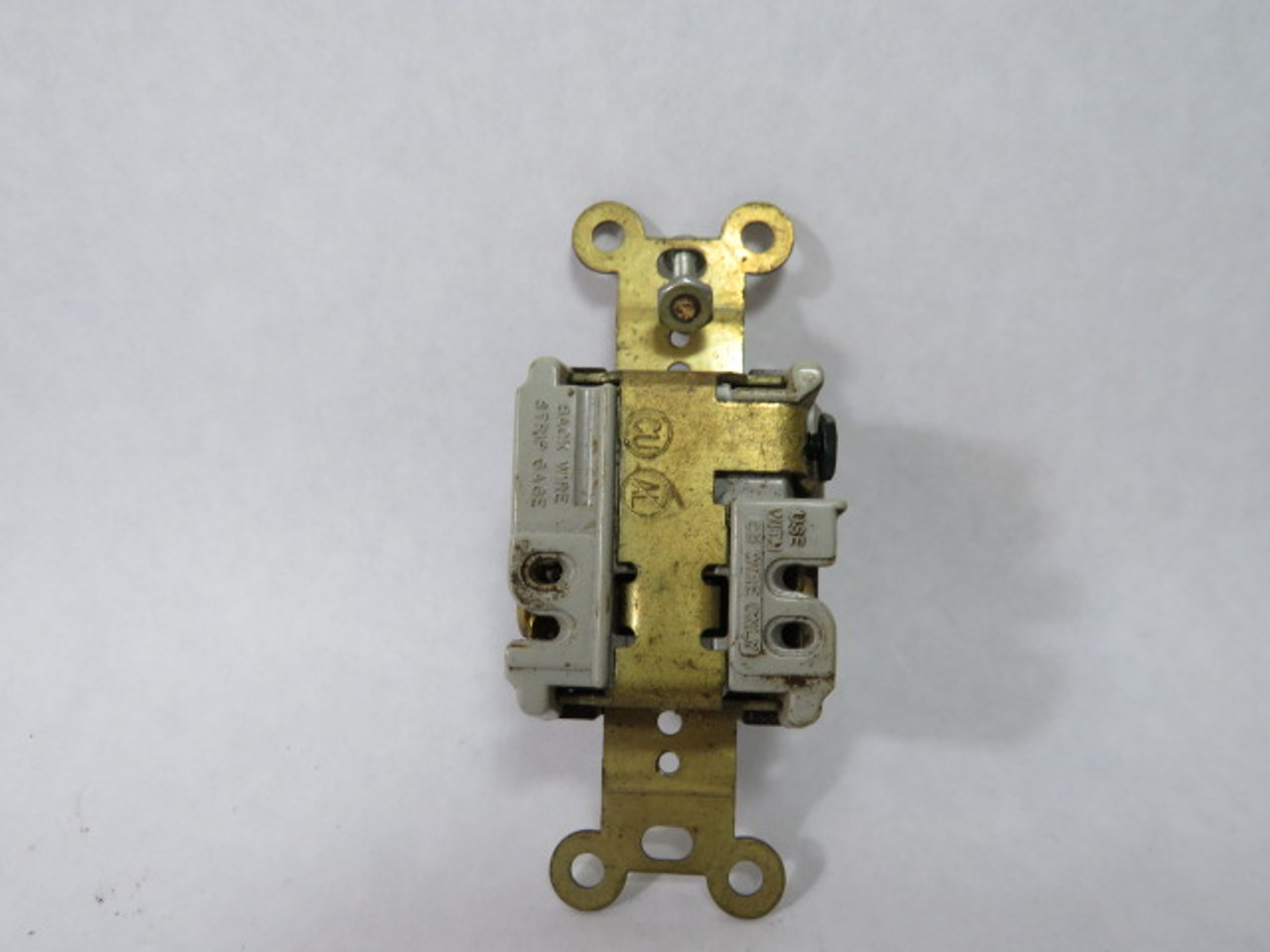 Hubbell 5461 Brown Single Receptacle 20A 250V 3W 2P USED