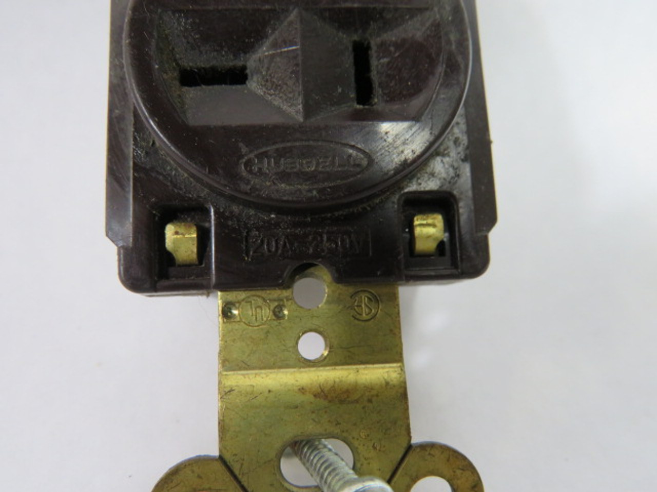 Hubbell 5461 Brown Single Receptacle 20A 250V 3W 2P USED