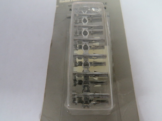 Radio Shack 274-242 Molded Nylon Connector 12-Conductor Female 250V 8A NEW