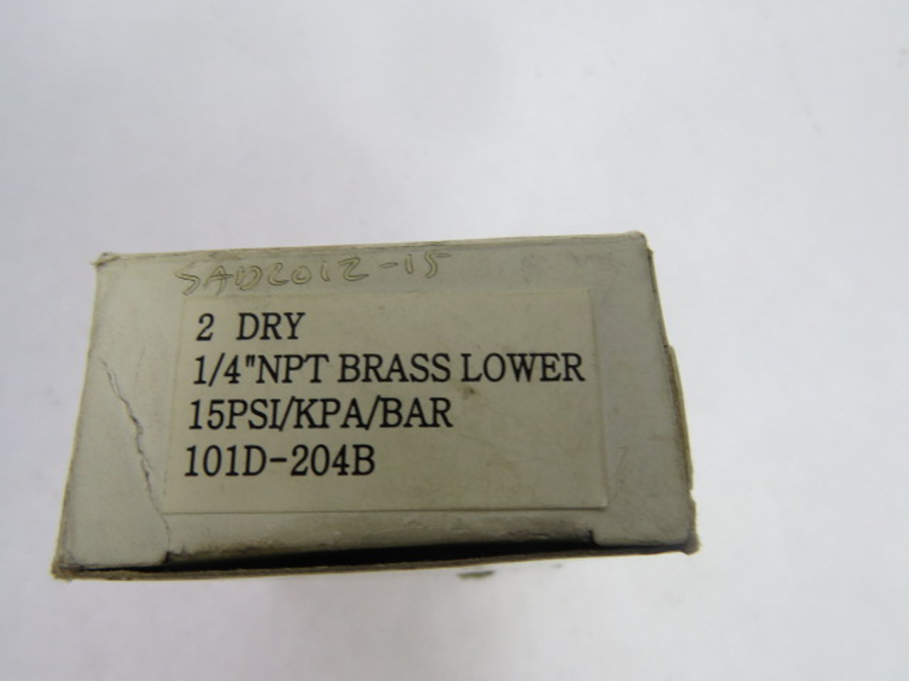 Generic 101D-204B Dry Pressure Gauge 15PSI 1BAR 2" Diameter 1/4"NPT ! NEW !