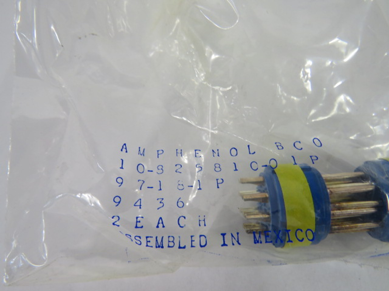 Amphenol 97-18-1P Male 10 Pin Circular Connector Insert 2-Pack ! NWB !