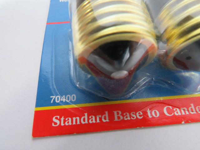 Westinghouse 70400 Standard to Candelabra Base Socket Reducer 2-Pack NEW