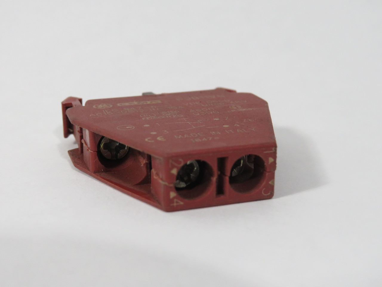General Electric P9B11VN Contact Block 600V 10A 1NO 1NC USED