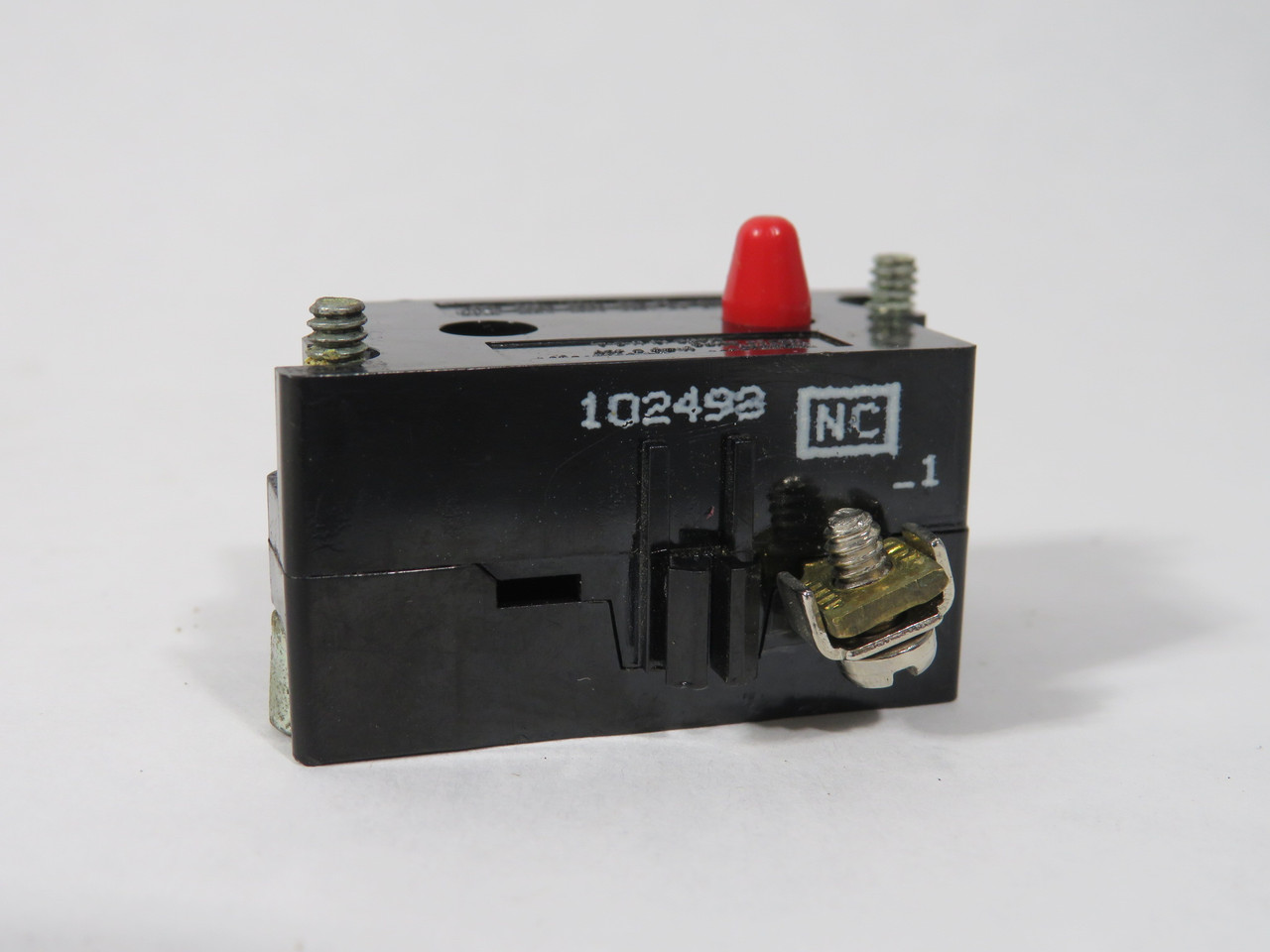 Cutler-Hammer 10250T51 Contact Block 690V 1NC No Series USED