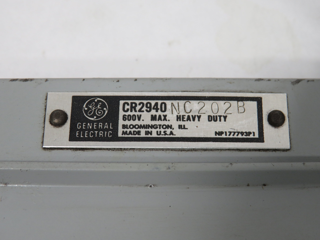General Electric CR2940BC202A Heavy Duty Push Button Enclosure 2-Unit USED