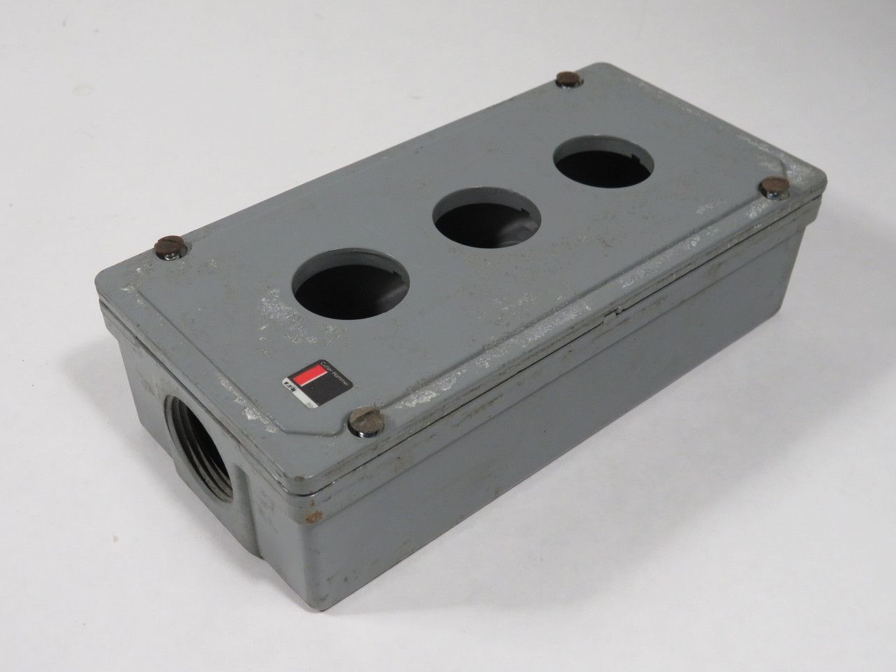 Eaton Cutler-Hammer 10250TN3 Push Button Enclosure 3-Unit MAJOR SHELF WEAR NOP