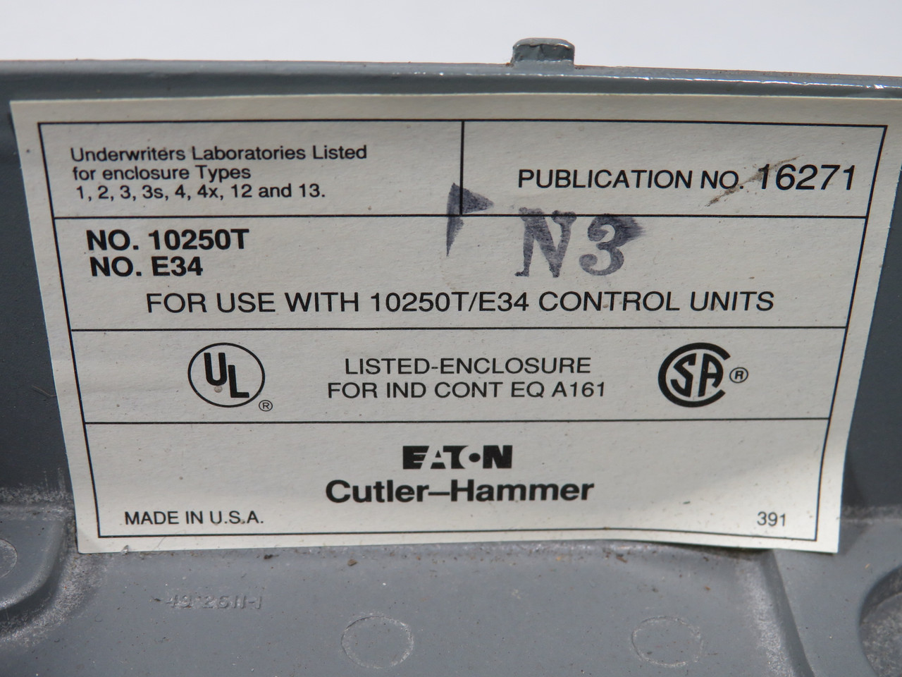 Eaton Cutler-Hammer 10250TN3 Push Button Enclosure 3-Unit MAJOR SHELF WEAR NOP