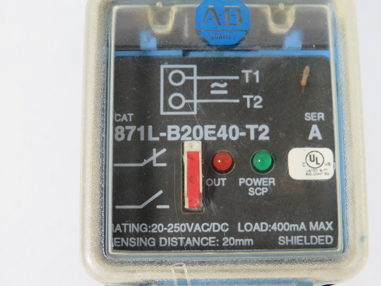 Allen-Bradley 871L-B20E40-T2 Proximity Sensor 20-250VAC/DC SHELF WEAR USED