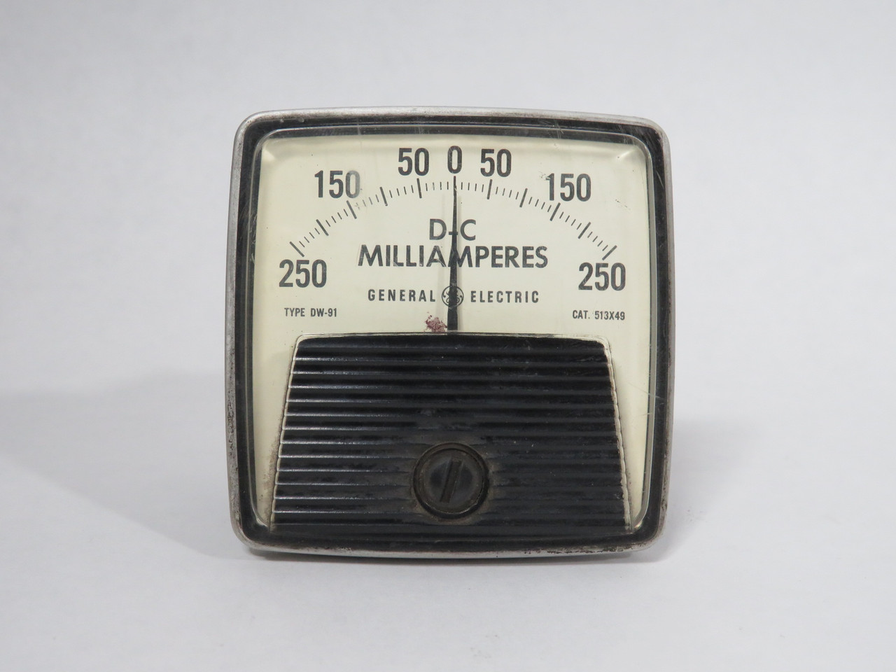 General Electric DC Milliammeter 250-0-250mA DC 2-1/2" Diameter Cat. 513X49 USED