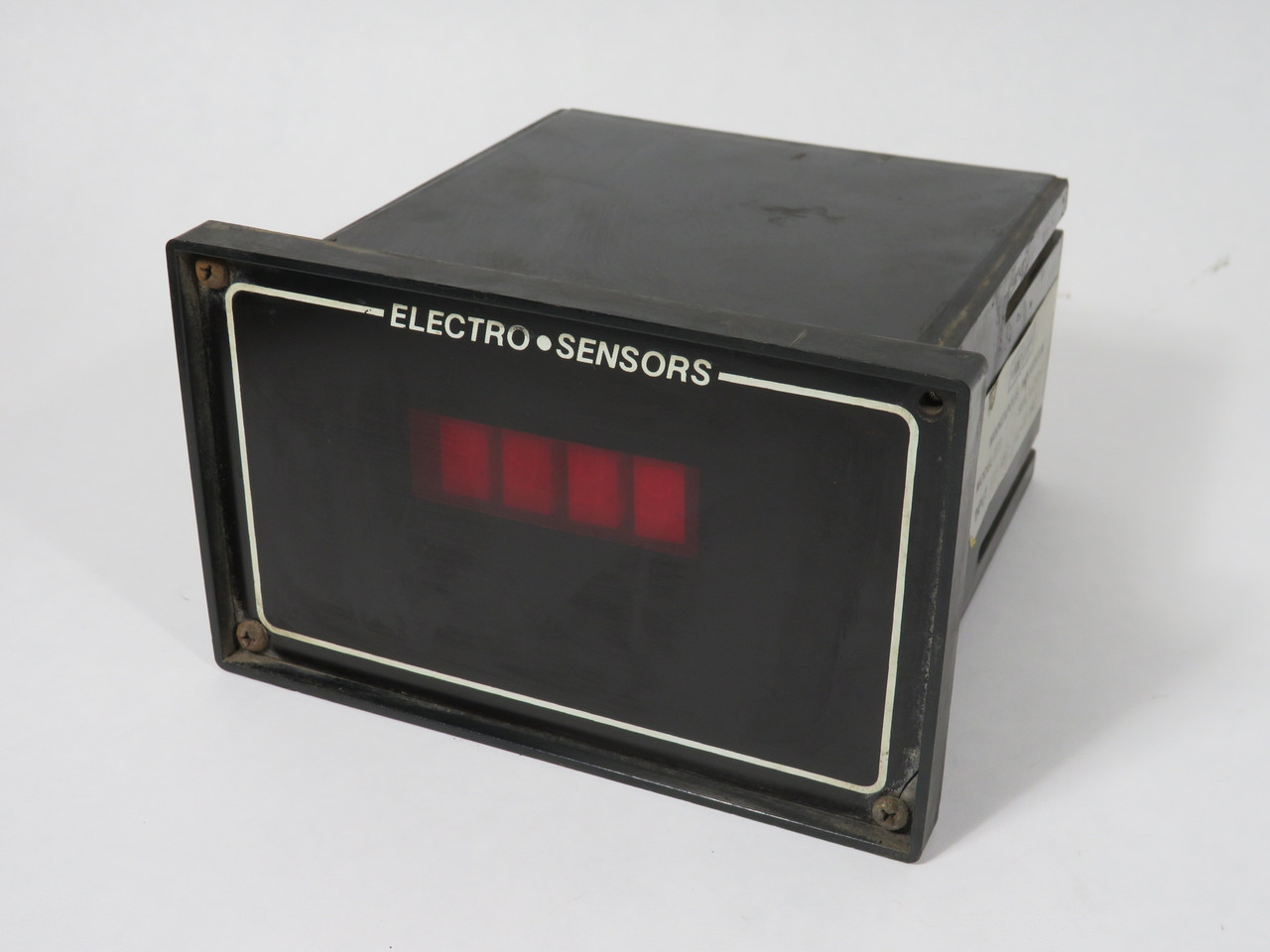 Electro-Sensors Model DTD Tachometer 115VAC 4-20mA SHELF WEAR USED