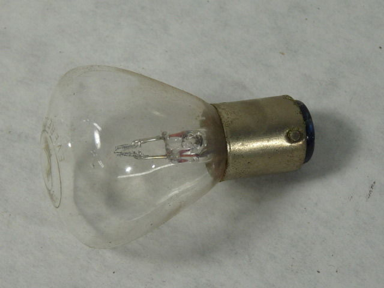 Eveready 1000 Halogen Bulb 30-32C 6-8V NEW